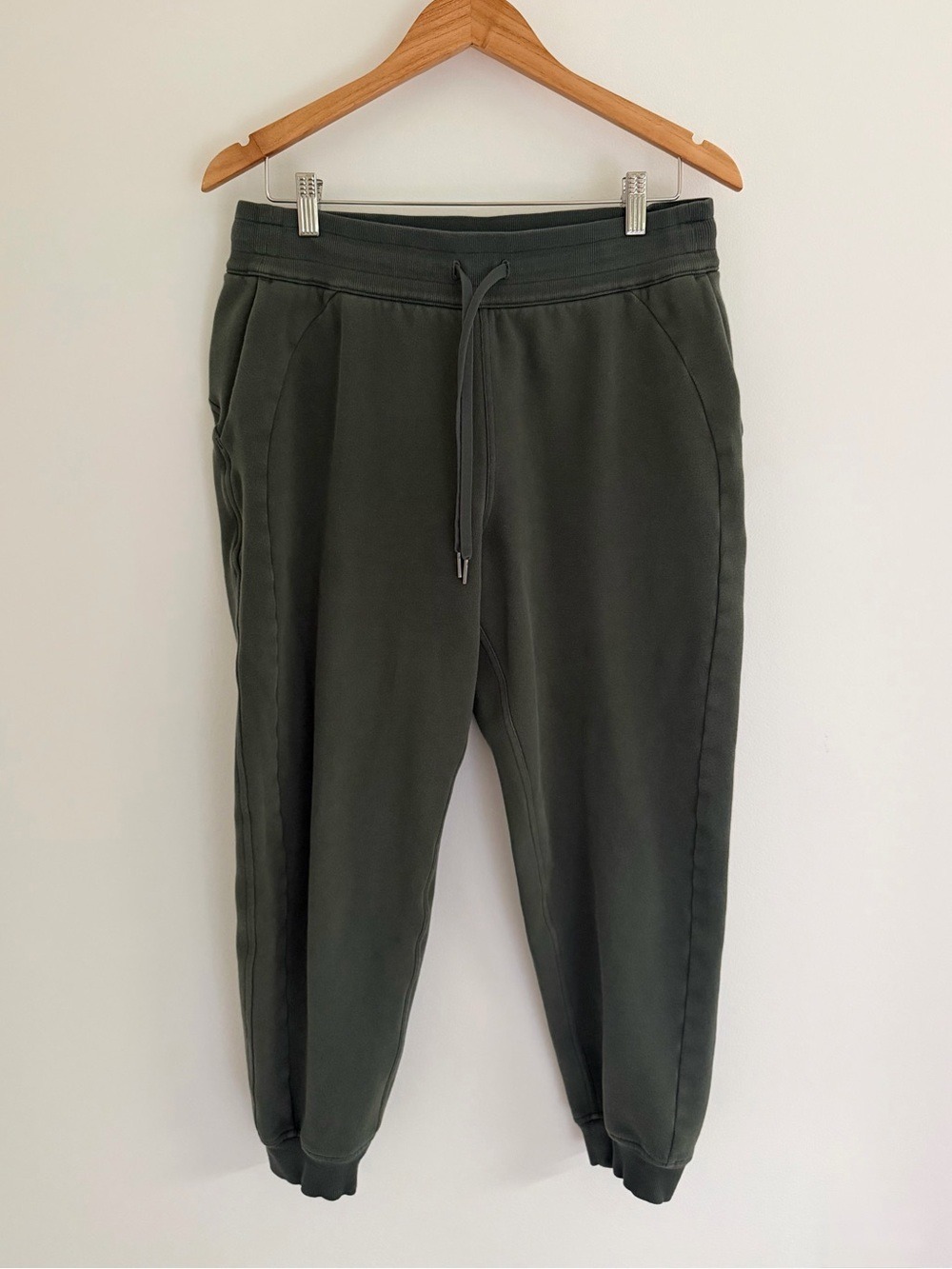 Lululemon Scuba High-Rise Jogger Size 10 Smoked Spruce Green